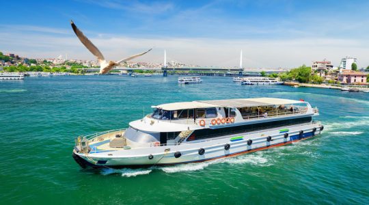 yachts rentals in dubai
